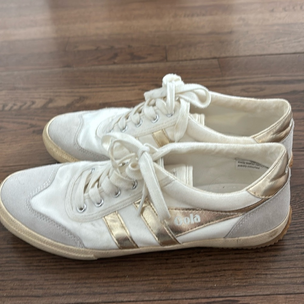 Gola badminton women’s sneakers sz8